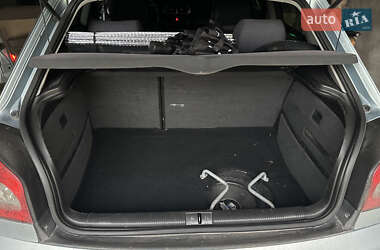 Хэтчбек Audi A3 2002 в 