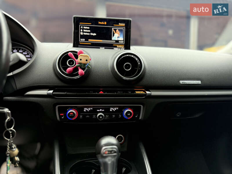 Седан Audi A3 2015 в Ровно