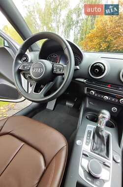 Седан Audi A3 2018 в 