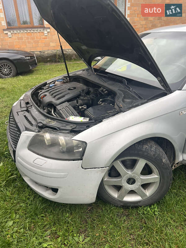 Хетчбек Audi A3 2006 в Дубровиці