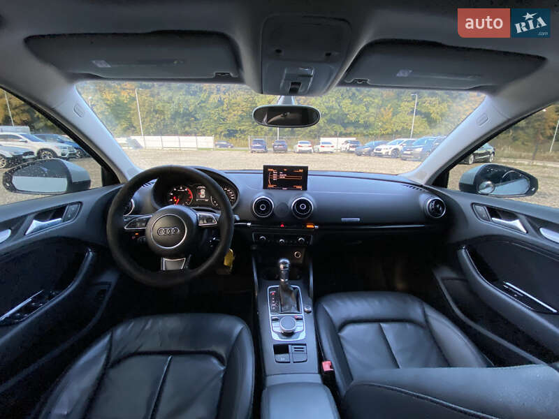 Седан Audi A3 2014 в Львові