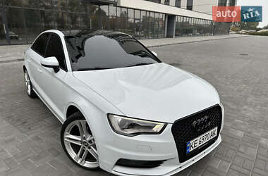 Седан Audi A3 2016 в 