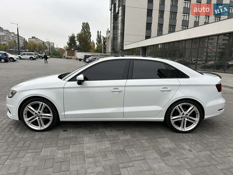 Седан Audi A3 2016 в Дніпрі фото 4 Седан Audi A3 2016 в Дніпрі