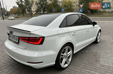 Седан Audi A3 2016 в 