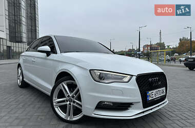 Седан Audi A3 2016 в 