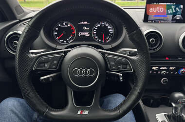Седан Audi A3 2016 в 