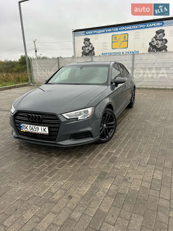 Седан Audi A3 2018 в Львові фото 3 Седан Audi A3 2018 в Львові