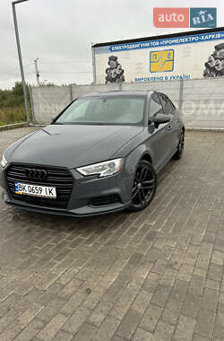 Седан Audi A3 2018 в  фото 3 Седан Audi A3 2018 в