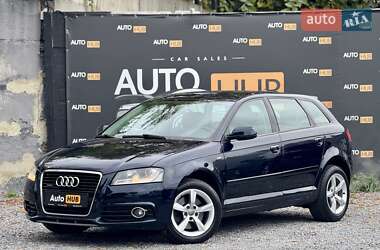 Хэтчбек Audi A3 2012 в 