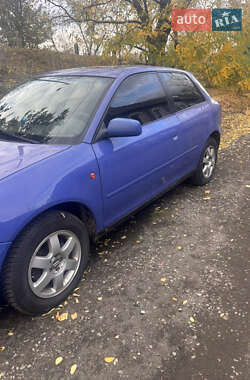 Хетчбек Audi A3 1996 в  Хетчбек Audi A3 1996 в
