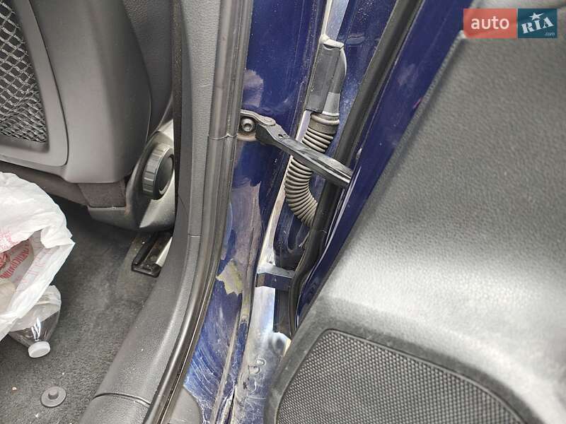Седан Audi A3 2015 в Рівному