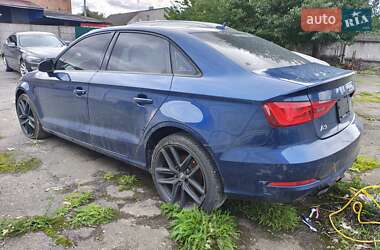 Седан Audi A3 2015 в 