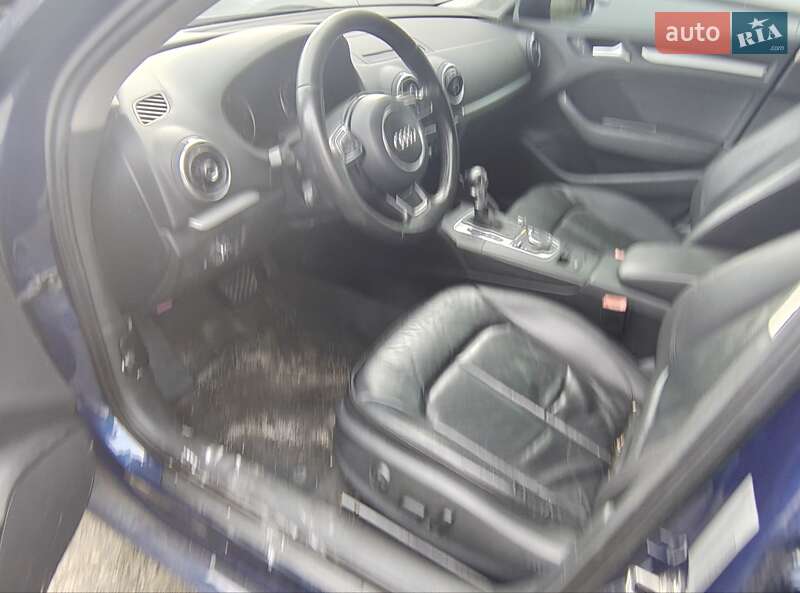 Седан Audi A3 2015 в Рівному