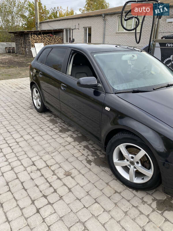 Хетчбек Audi A3 2006 в Любарі