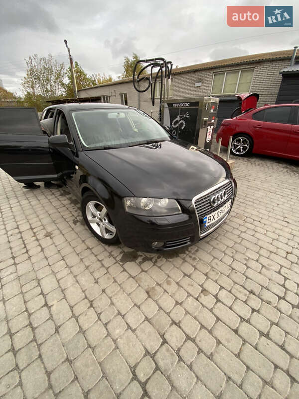 Хетчбек Audi A3 2006 в Любарі