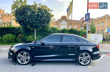 Седан Audi A3 2017 в Киеве
