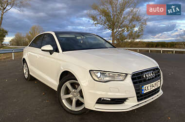 Седан Audi A3 2015 в 
