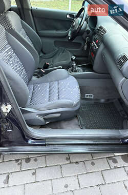 Хетчбек Audi A3 2000 в 