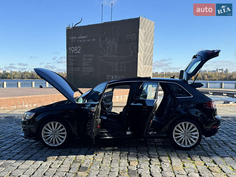 Хетчбек Audi A3 2016 в Києві