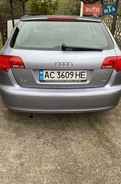 Хэтчбек Audi A3 2004 в 