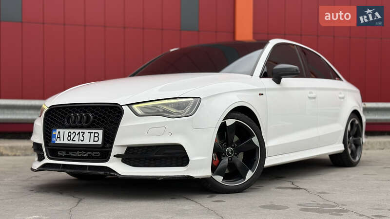 Седан Audi A3 2016 в Киеве