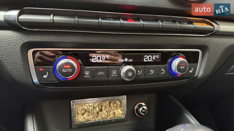 Седан Audi A3 2016 в Киеве