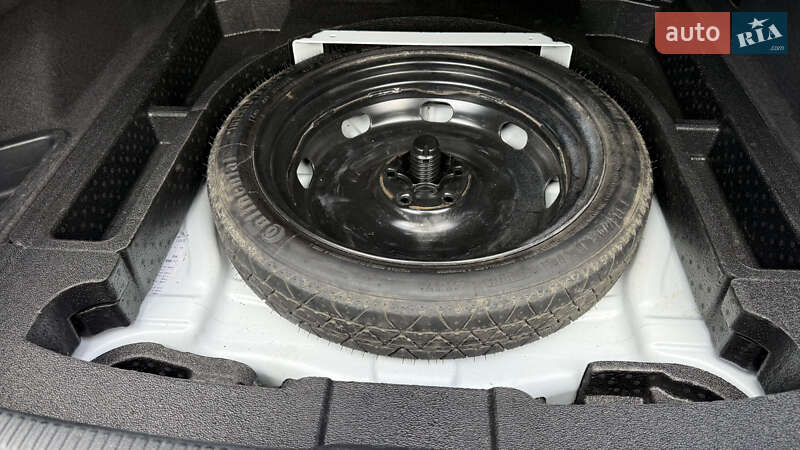 Седан Audi A3 2016 в Киеве