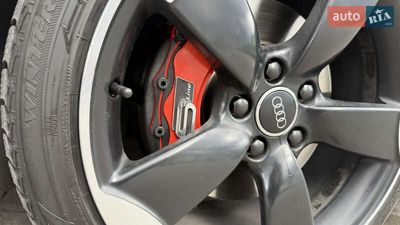 Седан Audi A3 2016 в Киеве