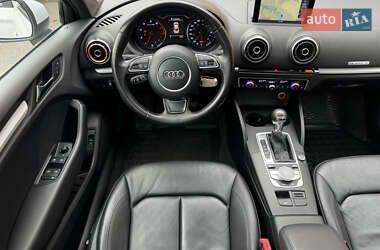 Седан Audi A3 2015 в 