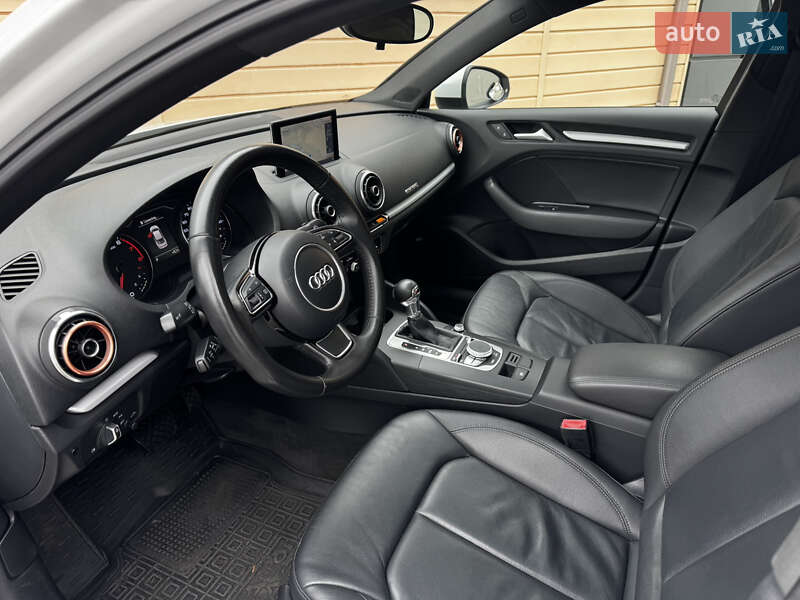 Седан Audi A3 2015 в Києві фото 34 Седан Audi A3 2015 в Києві