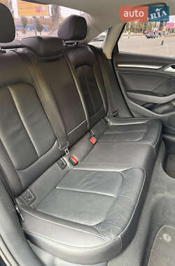 Седан Audi A3 2014 в  фото 26 Седан Audi A3 2014 в