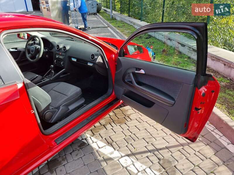 Хэтчбек Audi A3 2006 в Киеве