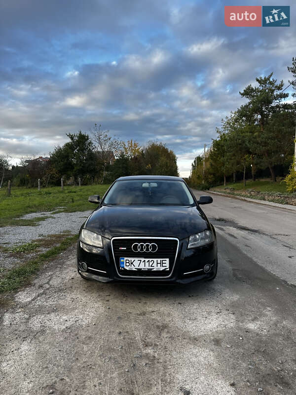 Хэтчбек Audi A3 2012 в Ровно