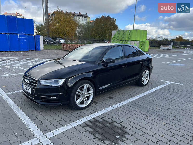 Седан Audi A3 2014 в Ивано-Франковске