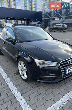 Седан Audi A3 2014 в 
