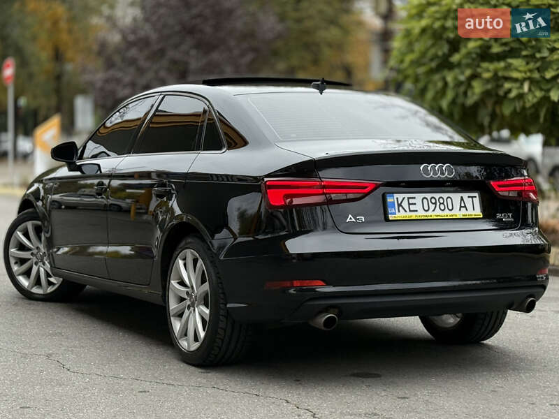 Седан Audi A3 2014 в Дніпрі