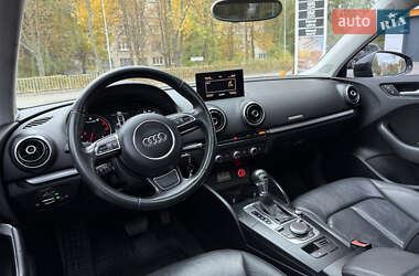 Седан Audi A3 2014 в 