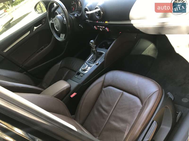 Седан Audi A3 2015 в Киеве