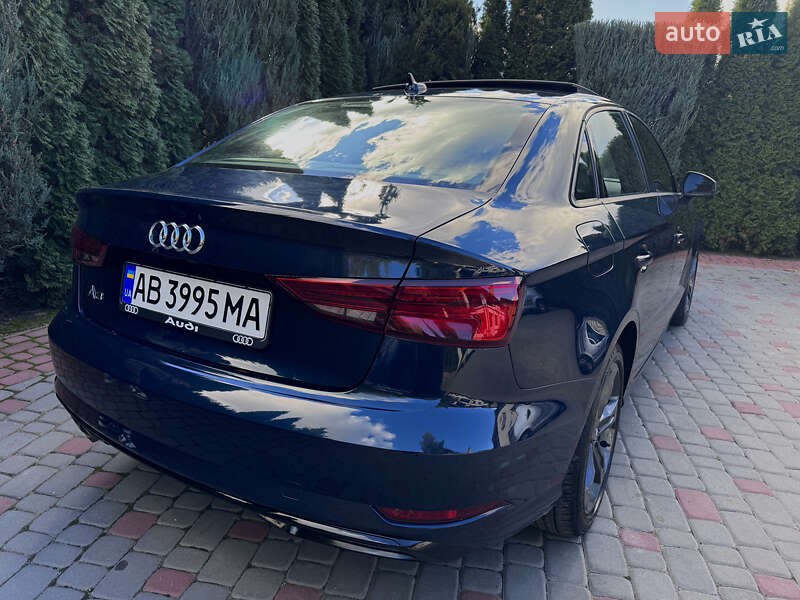 Седан Audi A3 2017 в Виннице
