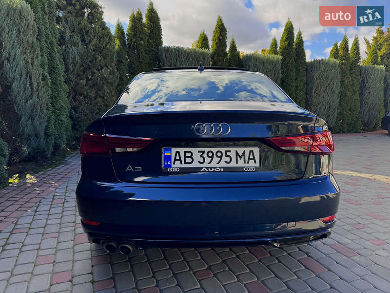 Седан Audi A3 2017 в Виннице