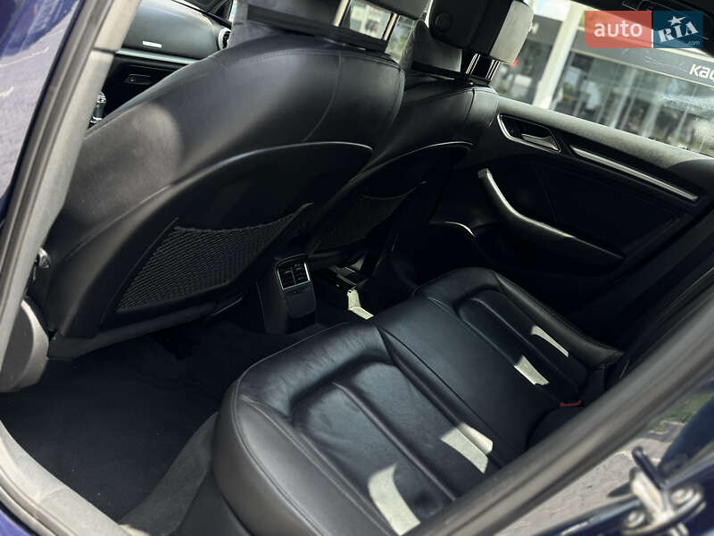 Седан Audi A3 2017 в Виннице