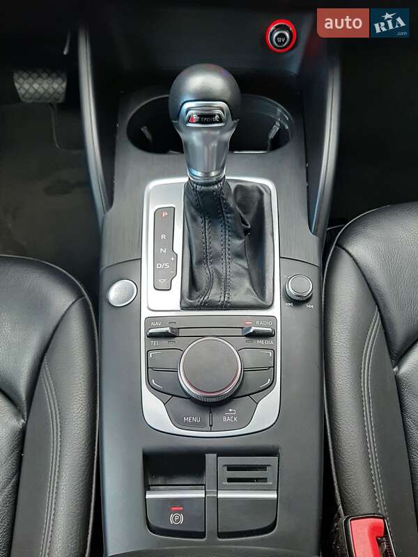 Хэтчбек Audi A3 2015 в Львове