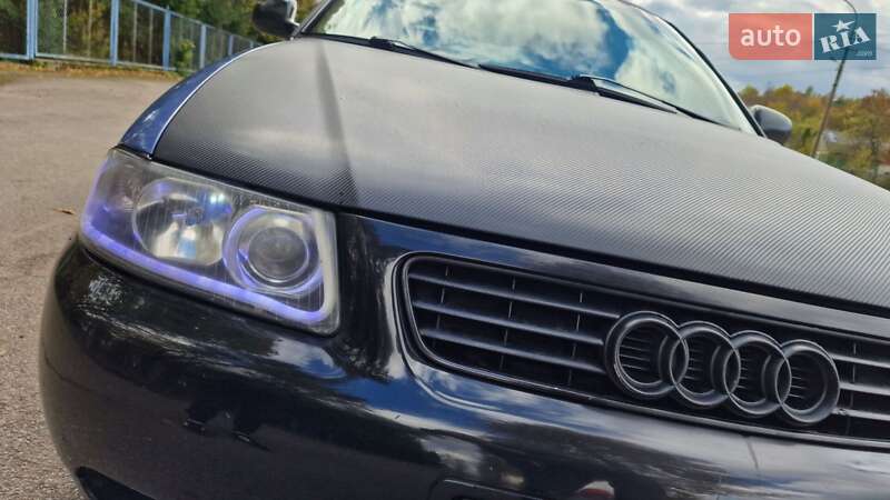 Хетчбек Audi A3 1998 в Хирові