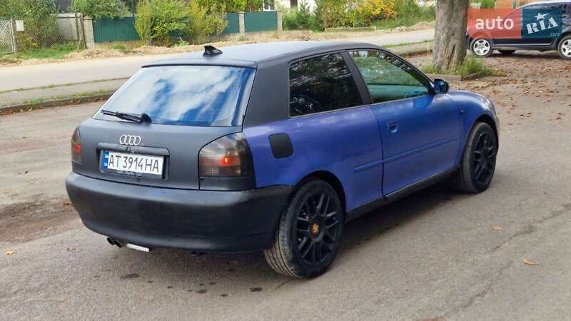 Хетчбек Audi A3 1998 в Хирові