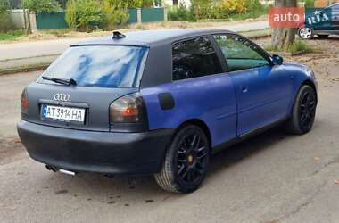 Хэтчбек Audi A3 1998 в 