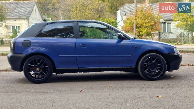 Хетчбек Audi A3 1998 в Хирові