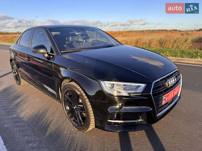 Седан Audi A3 2017 в Вінниці