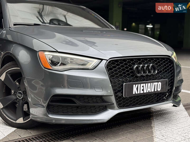 Седан Audi A3 2016 в Киеве