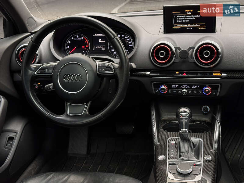 Седан Audi A3 2016 в Киеве