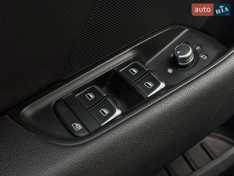 Седан Audi A3 2016 в Киеве